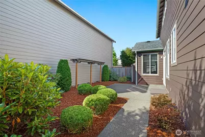 4634 Rochelle Street SE, Lacey, WA 98503 - Photo 32