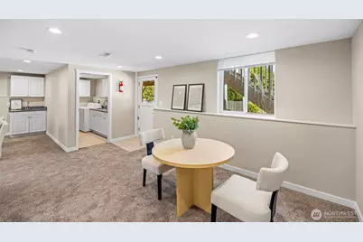 1410 150th Street SE, Bellevue, WA 98007 - Photo 24