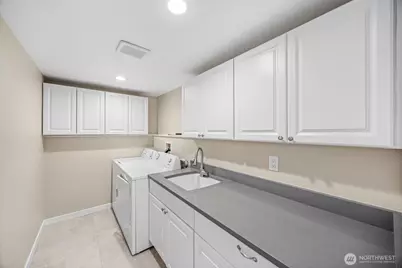 1410 150th Street SE, Bellevue, WA 98007 - Photo 30