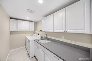 1410 150th Street SE, Bellevue, WA 98007 - Photo 30