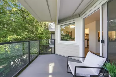 4187 W Lake Sammamish Parkway SE #B207, Bellevue, WA 98008 - Photo 8