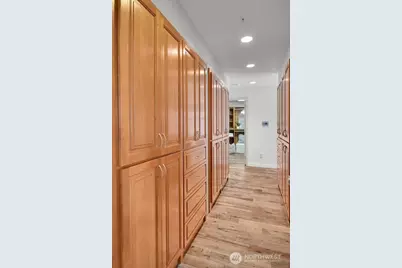 1374 Alki Avenue SW #400, Seattle, WA 98116 - Photo 18