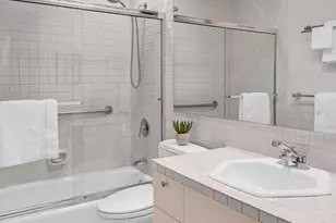 1374 Alki Ave SW, Seattle, WA 98116 - Photo 20