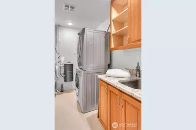 1374 Alki Avenue SW #400, Seattle, WA 98116 - Photo 22