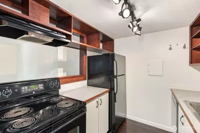 14010 Juanita Drive NE #C6, Kirkland, WA 98034 - Photo 4