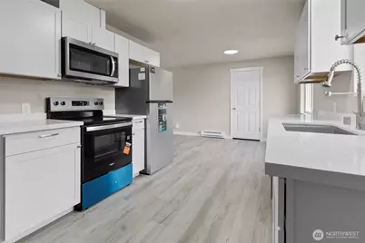 117 176th St E, Spanaway, WA 98387 - Photo 10