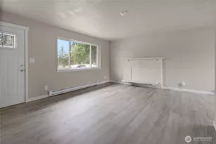 117 176th St E, Spanaway, WA 98387 - Photo 8