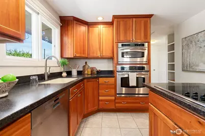 20630 8th Avenue S, Des Moines, WA 98198 - Photo 10