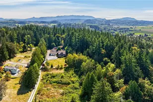 22904 Bumblebee Ln, Mount Vernon, WA 98273 - Photo 2