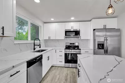 20002 208th Avenue SE, Renton, WA 98058 - Photo 6