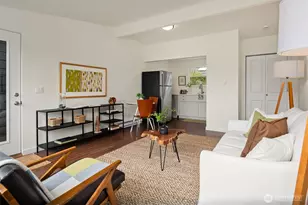 1519 5th Ave W, Seattle, WA 98119 - Photo 4