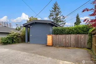1519 5th Ave W, Seattle, WA 98119 - Photo 14
