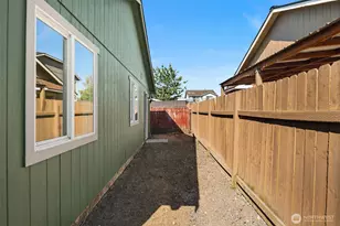 4315 150th St NE, Marysville, WA 98271 - Photo 20