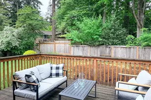 15003 108th Pl NE, Bothell, WA 98011 - Photo 22