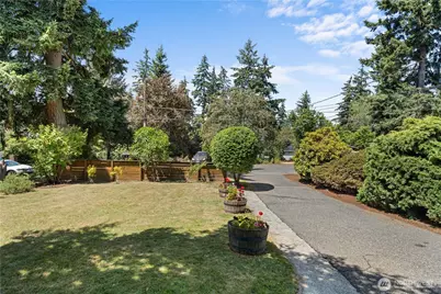 12032 38th Avenue NE, Seattle, WA 98125 - Photo 38
