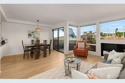 2831 14th Avenue W #2, Seattle, WA 98119 - Photo 4