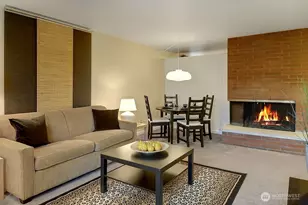 4301 Whitman Ave N, Seattle, WA 98103 - Photo 12