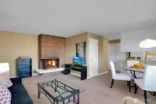 4301 Whitman Ave N, Seattle, WA 98103 - Photo 8