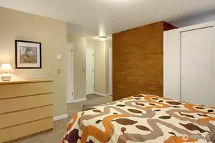 4301 Whitman Ave N, Seattle, WA 98103 - Photo 14