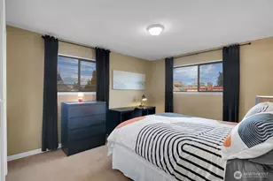 4301 Whitman Ave N, Seattle, WA 98103 - Photo 10