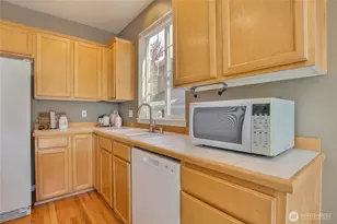 13021 NE 182nd Pl, Bothell, WA 98011 - Photo 10