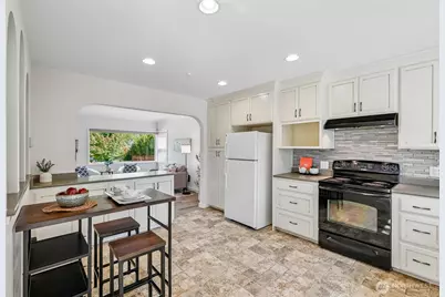 943 NW 97th Street, Seattle, WA 98117 - Photo 24