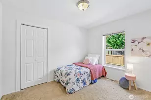 943 NW 97th St, Seattle, WA 98117 - Photo 12