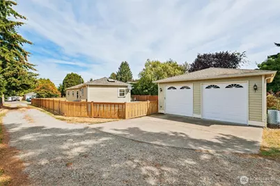 943 NW 97th Street, Seattle, WA 98117 - Photo 30