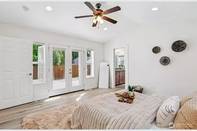 943 NW 97th Street, Seattle, WA 98117 - Photo 4