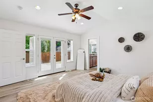 943 NW 97th St, Seattle, WA 98117 - Photo 4