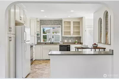 943 NW 97th Street, Seattle, WA 98117 - Photo 22