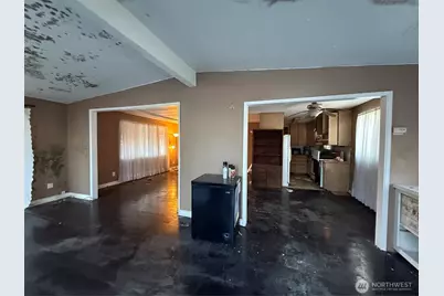 1911 1st Avenue W, Bremerton, WA 98312 - Photo 12