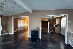 1911 1st Ave W, Bremerton, WA 98312 - Photo 12