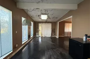 1911 1st Ave W, Bremerton, WA 98312 - Photo 10