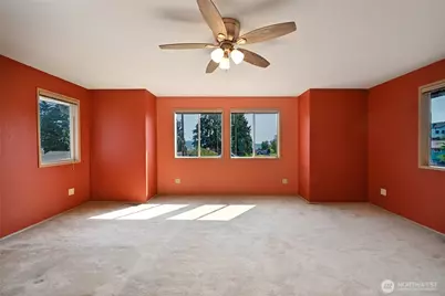 4407 30th Avenue W, Seattle, WA 98199 - Photo 14