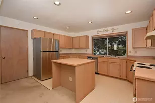 4407 30th Ave W, Seattle, WA 98199 - Photo 10