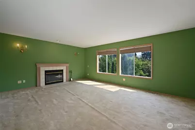 4407 30th Avenue W, Seattle, WA 98199 - Photo 4