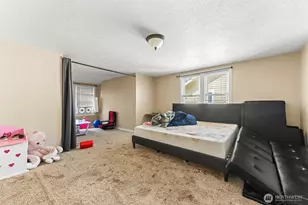 422 W 3rd St, Aberdeen, WA 98520 - Photo 16
