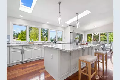 14512 SE 45th Place, Bellevue, WA 98006 - Photo 10