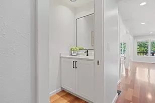 14512 SE 45th Pl, Bellevue, WA 98006 - Photo 22