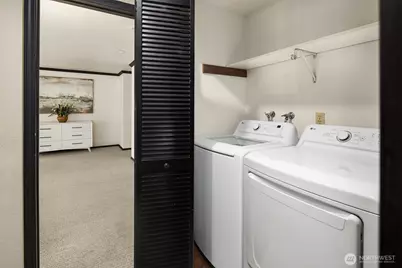 22223 NE 82nd Place, Redmond, WA 98053 - Photo 20