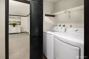 22223 NE 82nd Pl, Redmond, WA 98053 - Photo 20