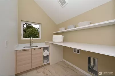 2410 NW Neptune Place, Seattle, WA 98117 - Photo 22