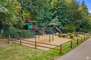 11233 240th St SW, Woodway, WA 98020 - Photo 32