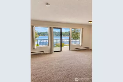 924 Shorewood Drive #E56, Bremerton, WA 98312 - Photo 2