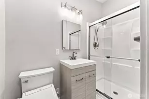25657 Marine View Dr S, Des Moines, WA 98198 - Photo 24
