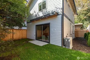 2838 NW 73rd St, Seattle, WA 98117 - Photo 34