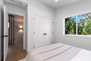 2838 NW 73rd St, Seattle, WA 98117 - Photo 24