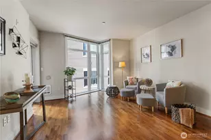 699 John St, Seattle, WA 98109 - Photo 4