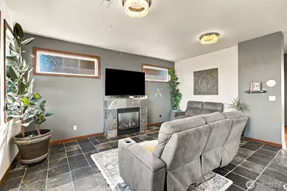 10908 177th Avenue Ct E, Bonney Lake, WA 98391 - Photo 10